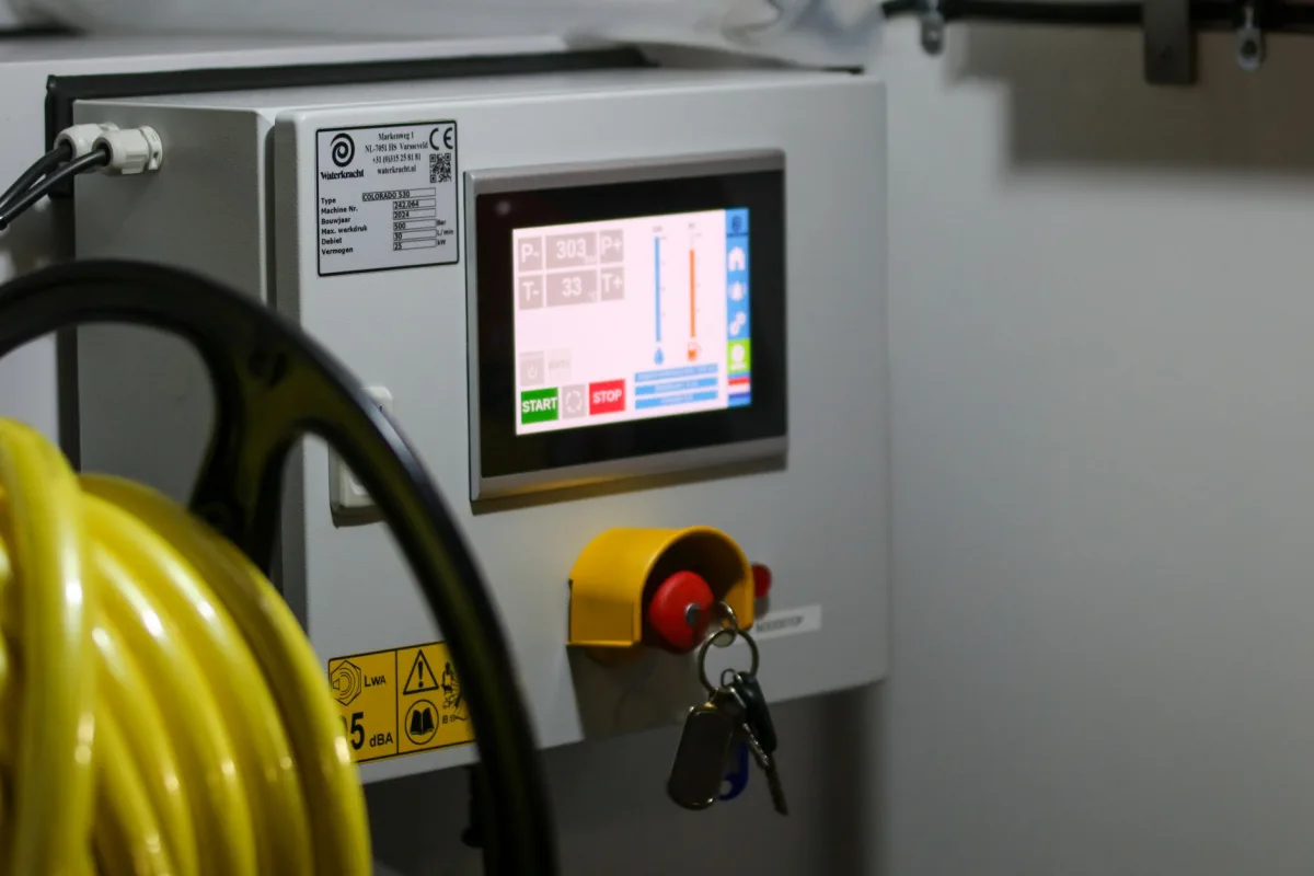 Electrical control panel and alarm box for a pump-based septic system